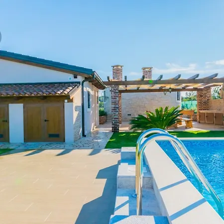 Leda Villa Fazana